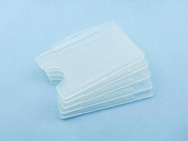 Porta Crachá Rígido Horizontal 100 Itens